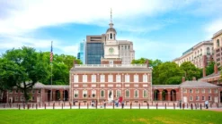 Tòa nhà Độc lập Independence Hall tại Philadelphia - Royal Tourist